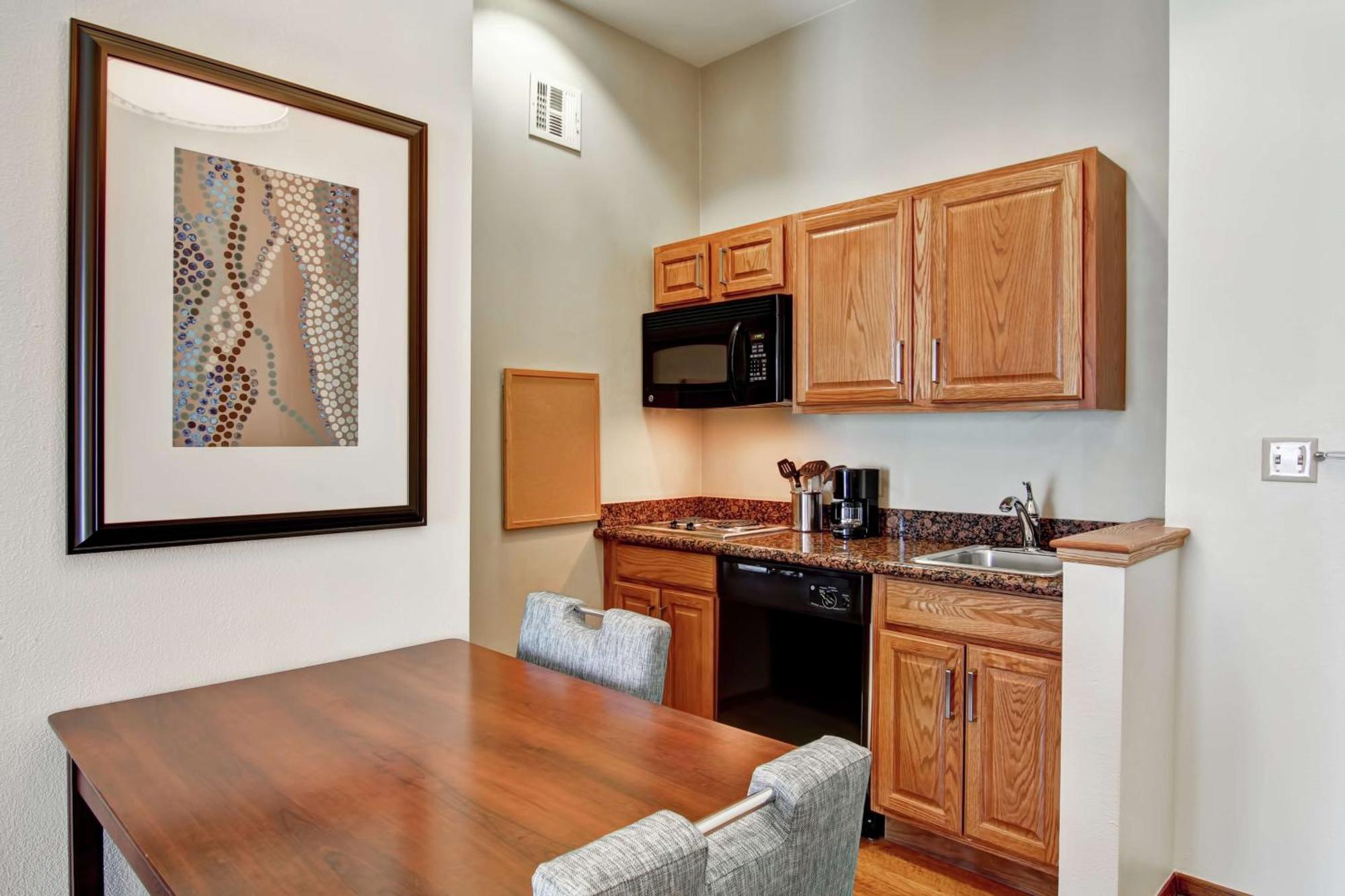 Homewood Suites By Hilton Oklahoma City-West Exteriör bild